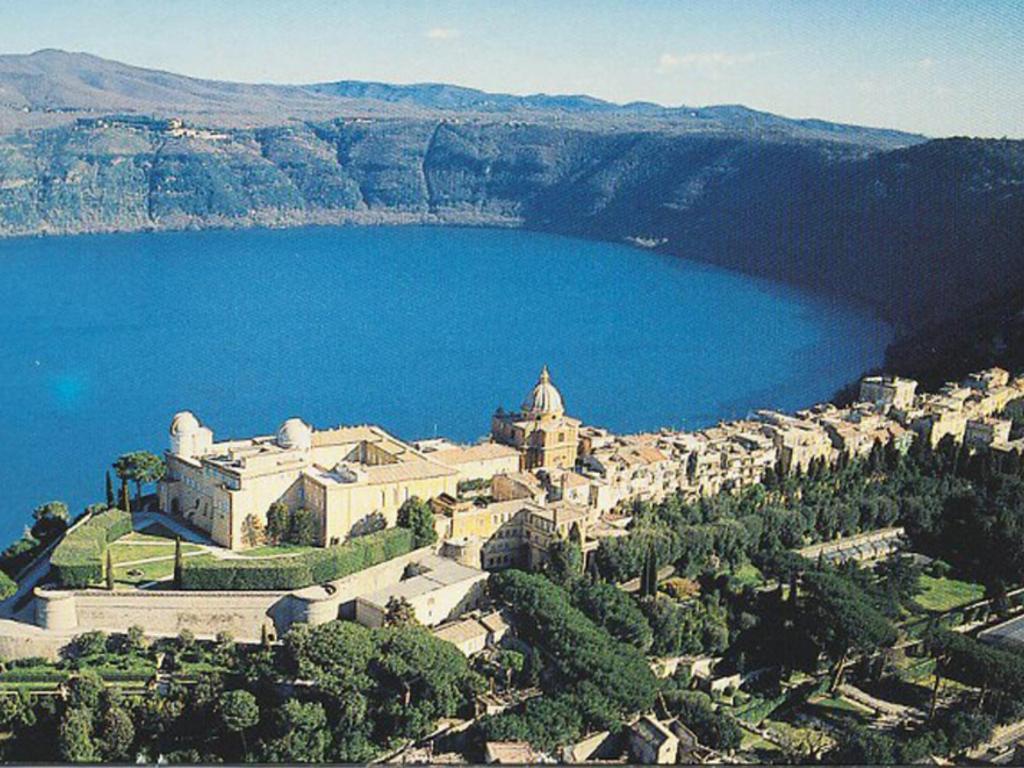 Roma E Palazzo Pontificio Di Castel Gandolfo-Vaticano Екстериор снимка